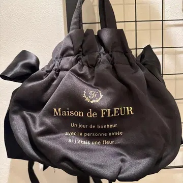 Maison de FLEUR 리본 포함 토트백 블랙