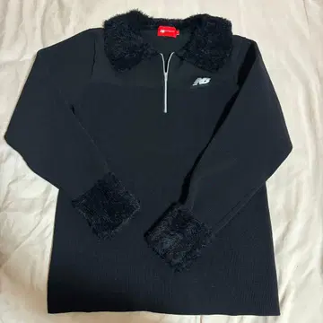 뉴발란스 블랙 스웨터 하프 지퍼