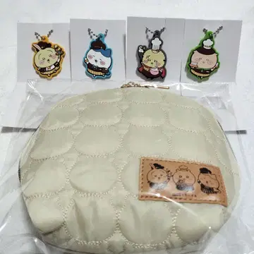 코스 치이카와 (먼작귀) 러버 키링 4개 퀼팅풍 파우치