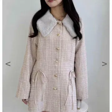 NICE CLAUP 티펫 포함 페플럼 코트 핑크 M 사이즈