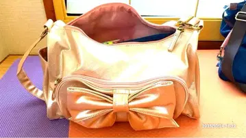 리즈리사 리본 포함 핑크 숄더백