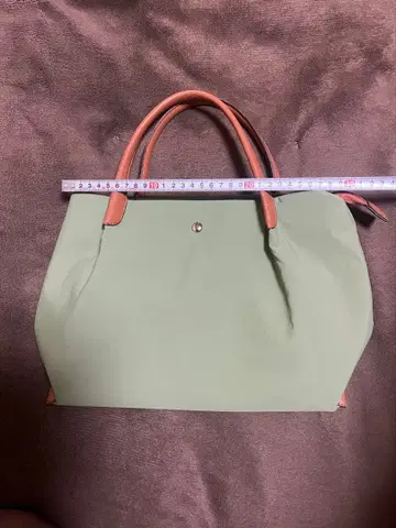 그린 컬러 토트백 합성 피혁
