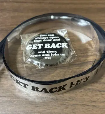 유즈 GET BACK 유즈 가챠 캔뱃지 은색 테이프 3개