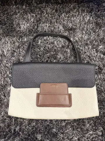 인기 새상품급 훌라 핸드백 마이아 M