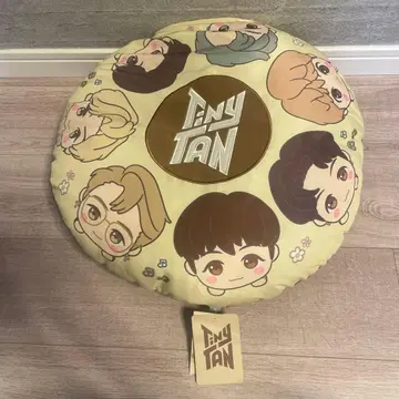 TinyTAN Dynamite 원형 쿠션