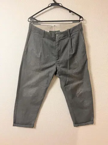 UNIVERSAL OVERALL 그레이 치노 팬츠