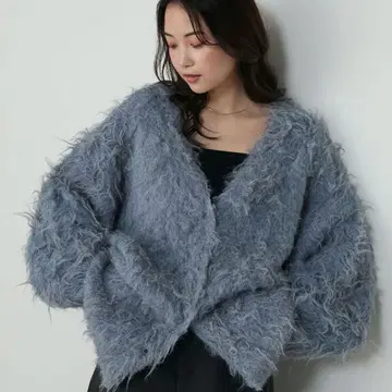 [ forksy. ] 몬스터 샤기 니트 루즈 V넥 가디건