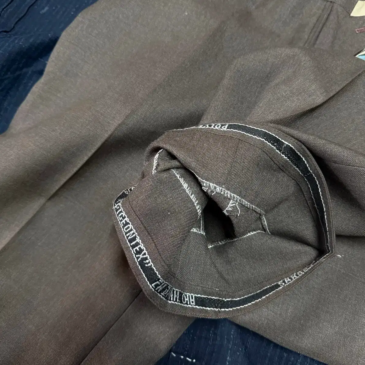 80s Pigeontex Wool Blending Trousers 32 #정장바지,#트라우저,#울팬츠 on Bunjang Global  Site.