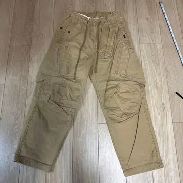 베이지 카고 팬츠 허리밴딩