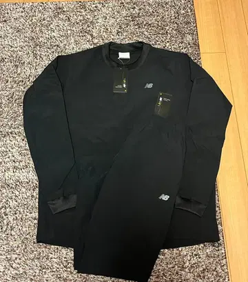 newbalance 나일론 상하의 셋업 새상품