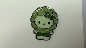 오사카 만박 일본관 한정판 모 키티 핀 배지 산리오 미사용 코에라스트룸