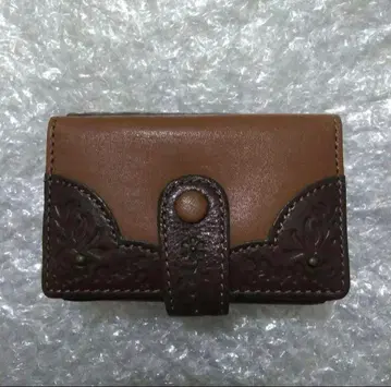 미사용 새상품 천연 가죽 3단 폴더형 지갑 페란드