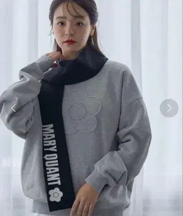 MARY QUANT x PUBLUX/ 자카드 로고 니트 머플러