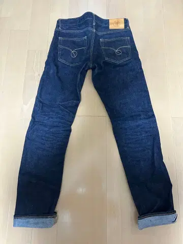 새상품급 빨간색 귀 일본산 데님