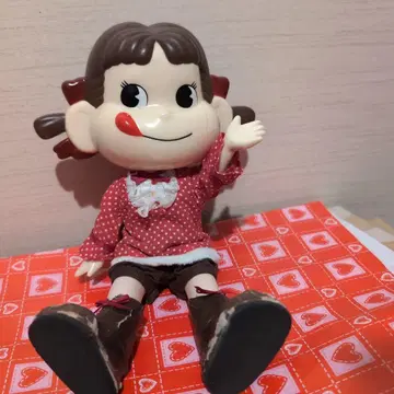 페코짱 귀여운 여자아이 인형 빨간색 옷