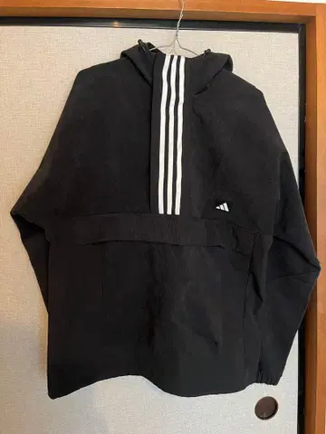 adidas 블랙 코듀로이 점퍼 후드 부착
