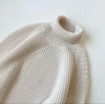새상품 BATONER signature turtle neck 니트