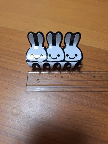 CUNE 큔 헤어 클립