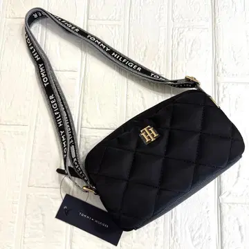 새상품 TOMMY HILFIGER 미니백 블랙 숄더백 크로스바디