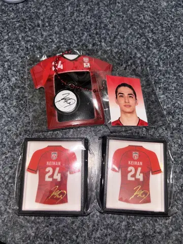 KEIHAN 선수 사인 포함 미니 유니폼 세트