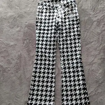 LOUD MOUTH 하운드투스 헬로키티 골프 팬츠