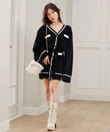 LIP SERVICE 바이컬러 페더 루즈 가디건