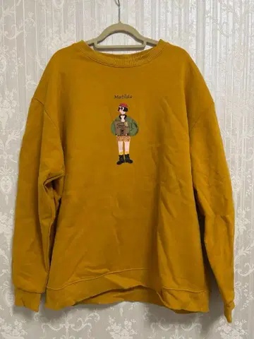 D's GARMENT 머스타드 트레이닝복 Matilda