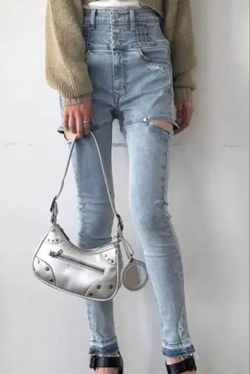 EMODA 데님 데미지 청바지 사이즈 2