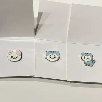 ITZY TWINZY 랜덤 핑 배지 류진 유나