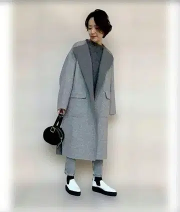 MAISON SPECIAL 슬리브 아웃 코트
