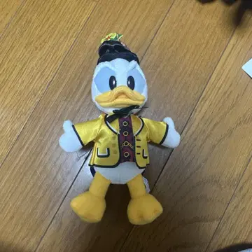 디즈니랜드 도날드 장미마스 장미에티 마스터 인형 배지