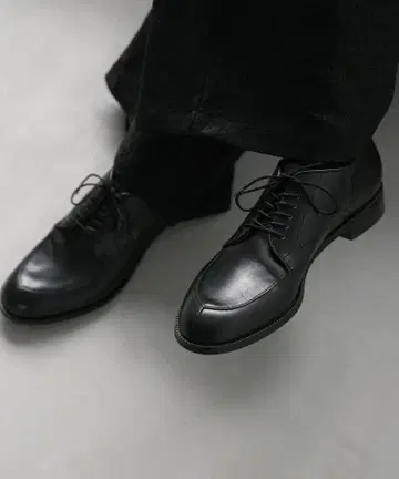[ 즉완 ] CTHY 럭셔리 마테리얼 레더 V-TIP by Annonay