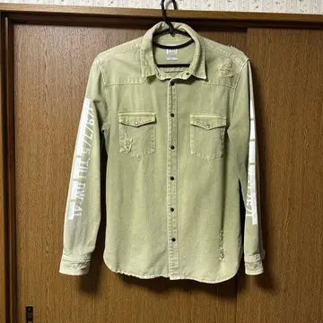 [ 완판템 ] ZARA 빈티지 가공 데님 자켓