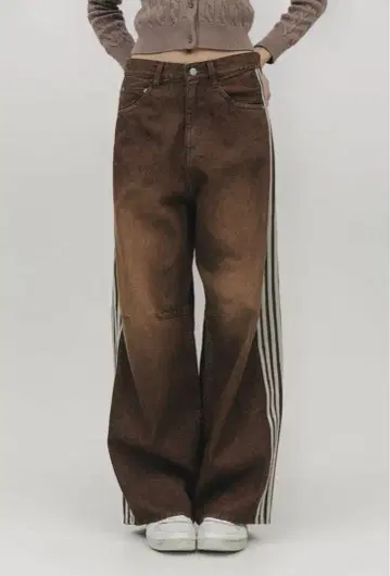 [ THETOE ] EMIRATES TRACK DENIM PANTS