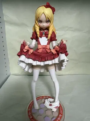 큐즈Q 야마다 엘프 Limited Passion Red 피규어