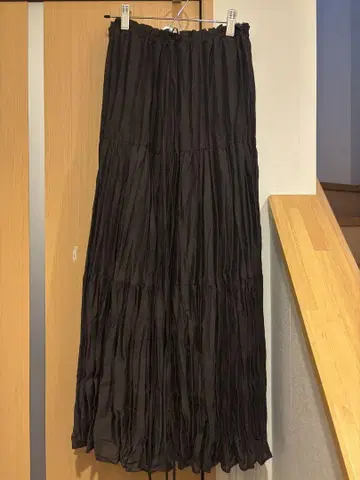 다크 브라운 플레어 스커트