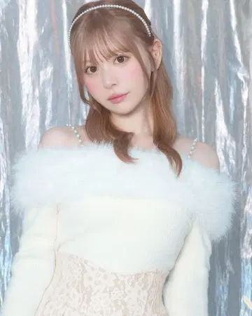 [ 완판템 ] 미셸 마카롱 퍼 오프숄더 니트탑