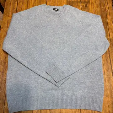 새상품급 UNIQLO 남성용 스웨터 라이트 블루 크루넥