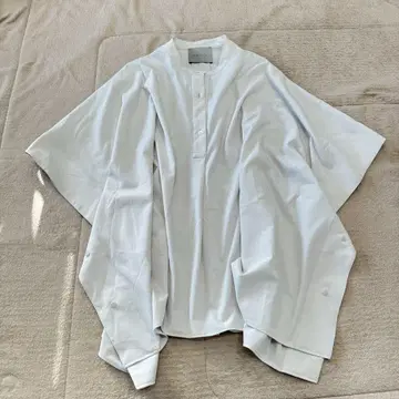 UNFILO 앙피로 블라우스 화이트 M 사이즈