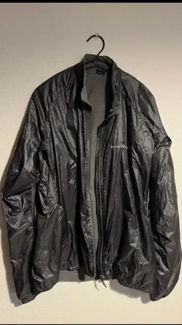 mont-bell 건메탈 블랙 윈드 브레이커