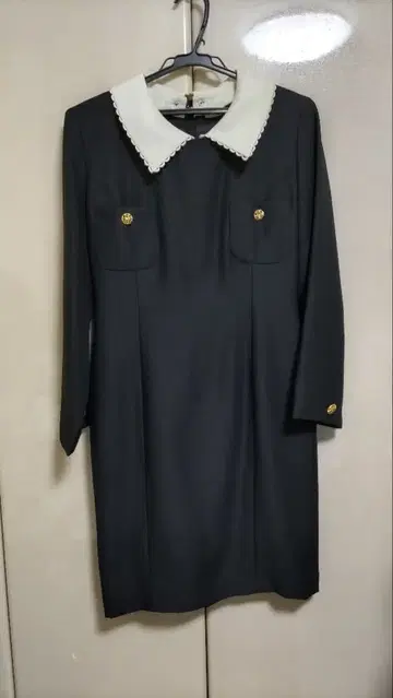 탈착식 옷깃 블랙 원피스
