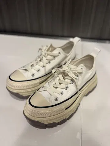 ALL STAR 통굽 화이트 스니커즈