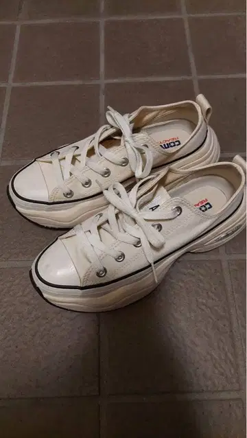 컨버스 통굽 스니커즈
