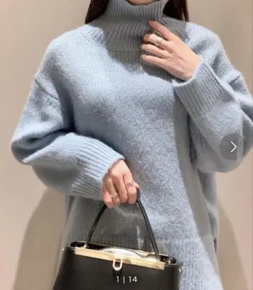 스나이델 알파카 혼방 긴팔 니트 스웨터