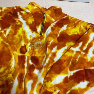 DESCENTE 파이어 패턴 플리스 자켓