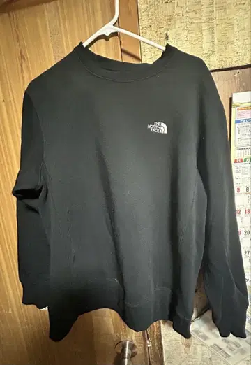 THE NORTH FACE 블랙 크루넥 맨투맨