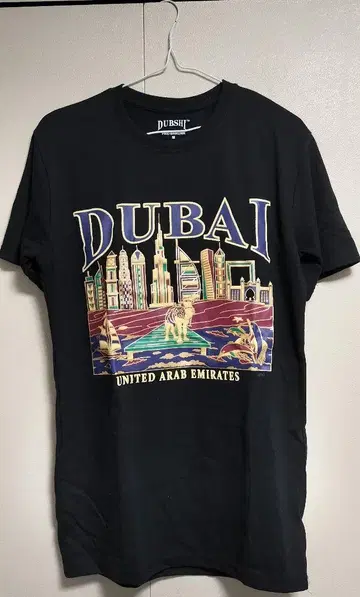 DUBAI 두바이 낙타 그래픽 T셔츠 블랙