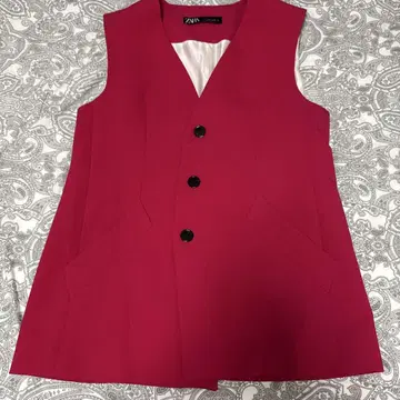ZARA 핑크 베스트 버튼 포함