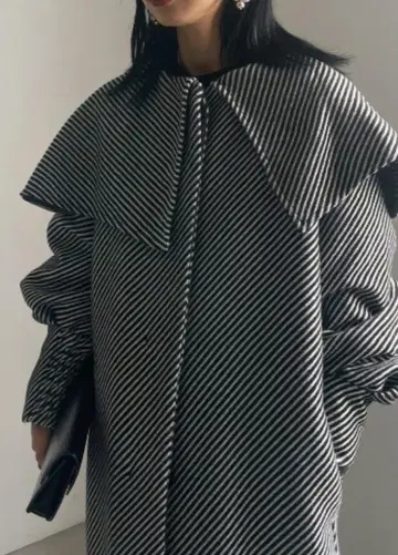 Ameri 2WAY CAPE PUFF SLEEVE COAT