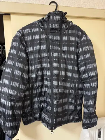 Armani Exchange 다운 자켓